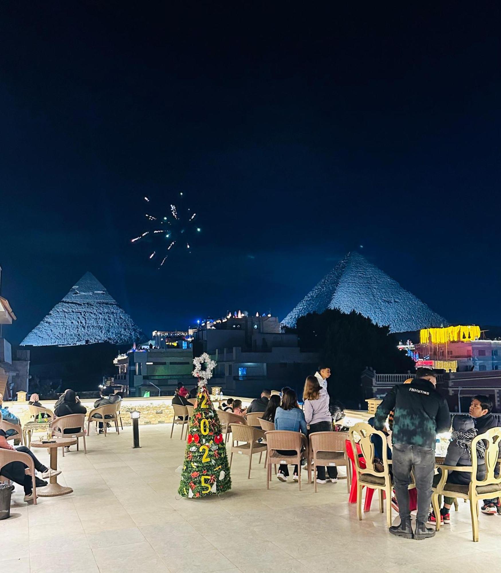King Ali Pyramids View Inn Kafret el-Gabal Exterior photo